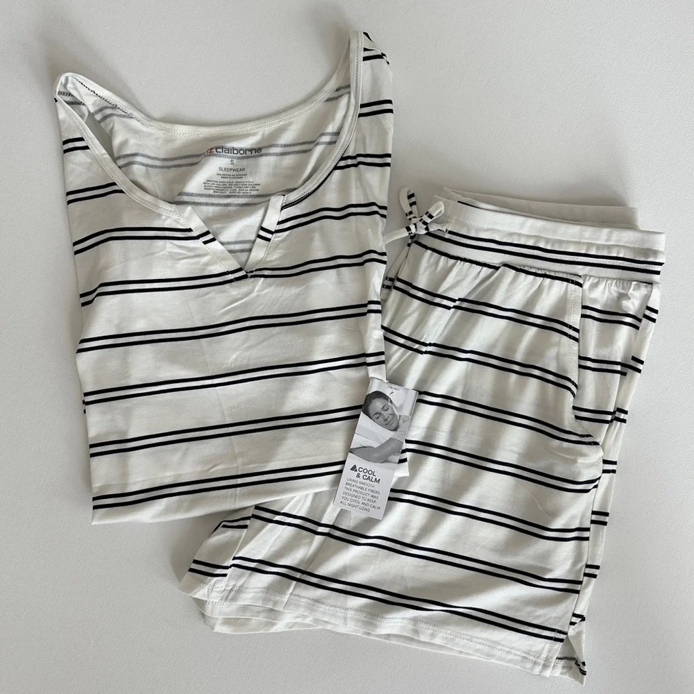 Liz Claiborne Black White Striped Cool & Calm Technology Pajama Set Size S